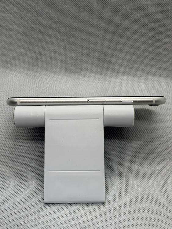 ���ϥԥͥ��ͥå� SIM�ե꡼ iPhoneSE ��2���� 64GB �ۥ磻��