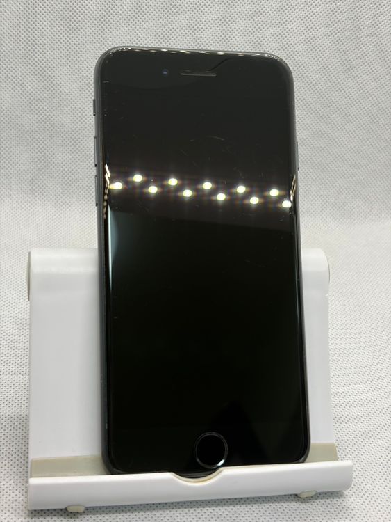 ���Хåƥ꡼86% SIM�ե꡼ iPhoneSE ��3���� 128GB �ߥåɥʥ���