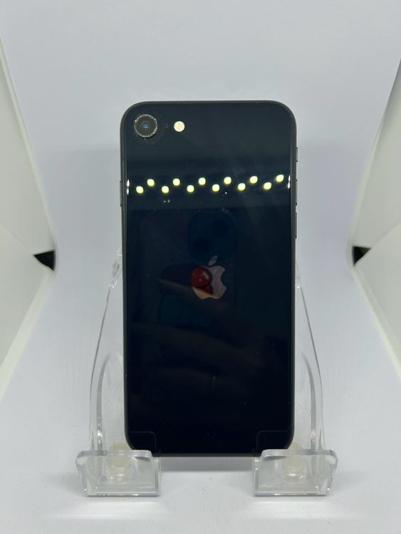 ��SIM�ե꡼ iPhoneSE��3����  64GB �ߥåɥʥ��� �Хåƥ꡼78%