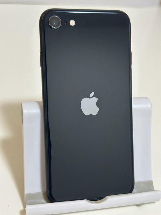 ���Хåƥ꡼85% SIM�ե꡼ iPhoneSE ��3���� 64GB �ߥåɥʥ���