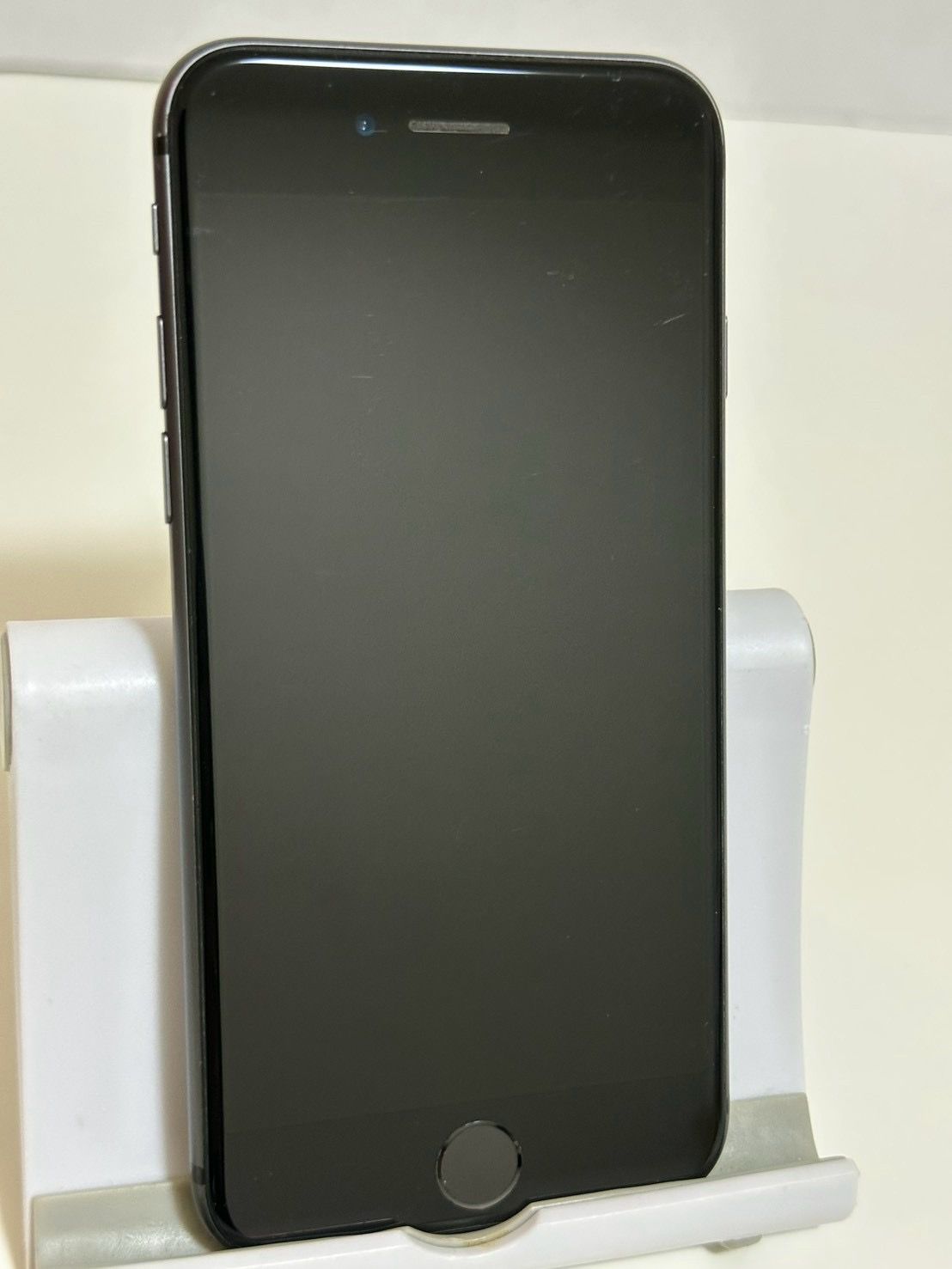 ムスビー｜○バッテリー87% SIMフリー iPhone8 64GB スペースグレイ
