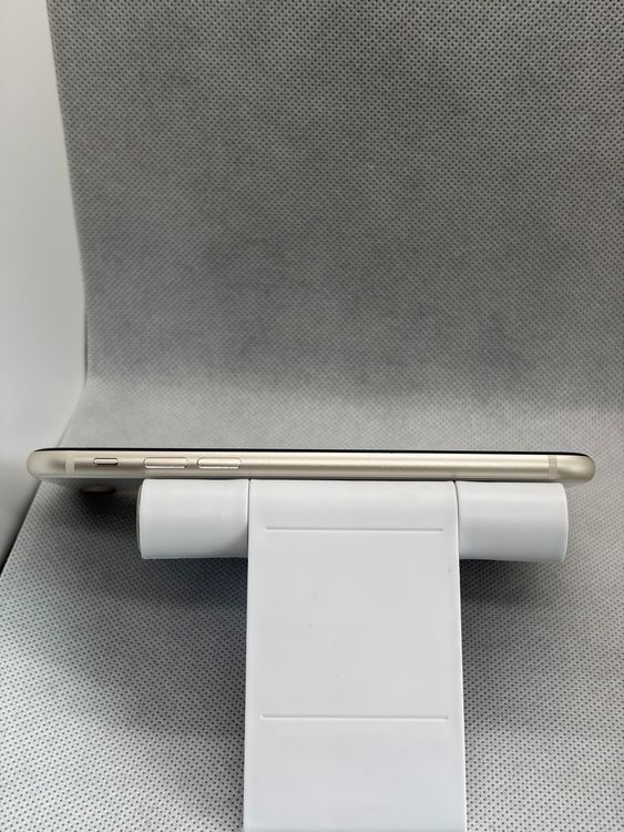 ���Хåƥ꡼87% SIM�ե꡼ iPhoneSE ��3���� 64GB �������饤��