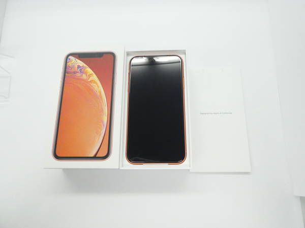 ムスビー｜○ハピネスネット 新品未使用品 iPhoneXR 64GB コーラル au  