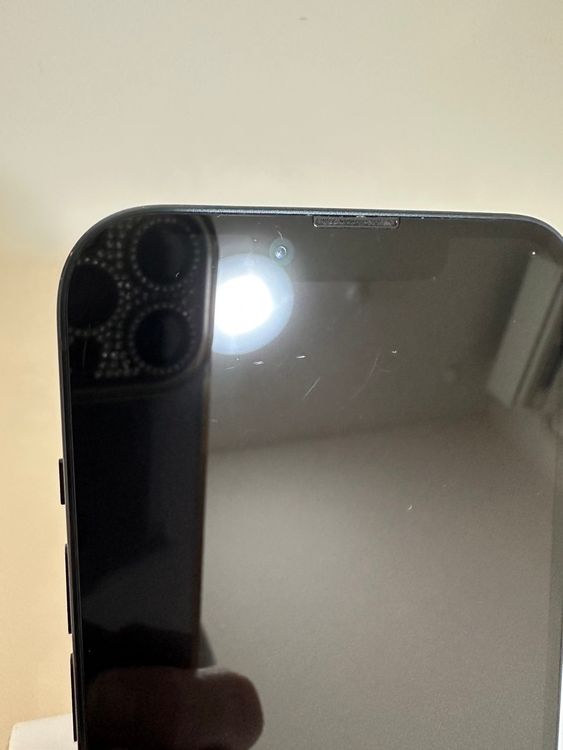 ���Хåƥ꡼84% SIM�ե꡼ iPhone14 128GB �ߥåɥʥ���