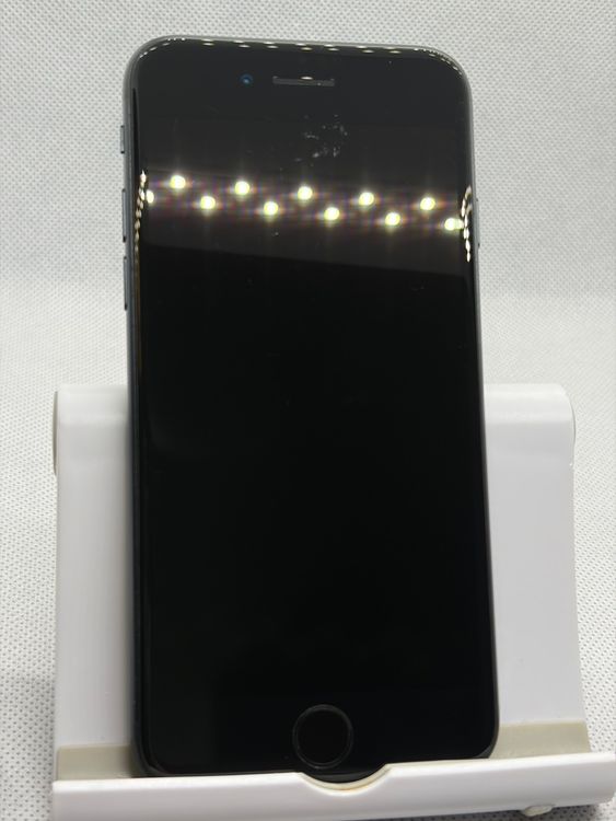 ���Хåƥ꡼93% SIM�ե꡼ iPhoneSE ��3���� 128GB �ߥåɥʥ���