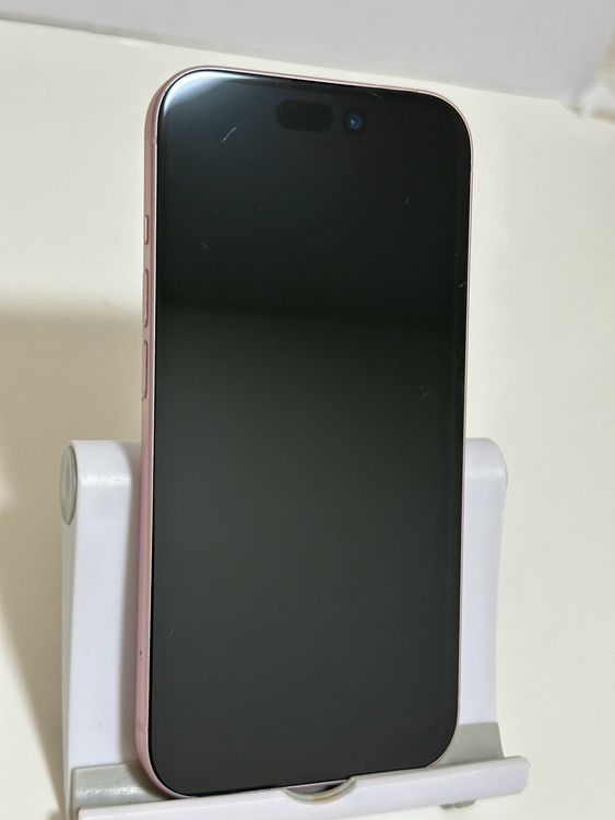 ���Хåƥ꡼86% SIM�ե꡼ iPhone15 128GB �ԥ�