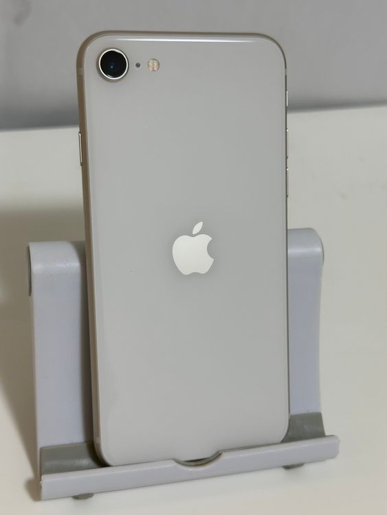 ��SIM�ե꡼ iPhoneSE ��3���� 128GB �������饤��