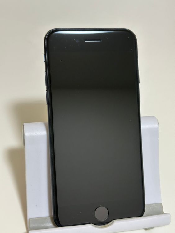 ��Ķ���� SIM�ե꡼ iPhoneSE ��3���� 128GB �ߥåɥʥ���