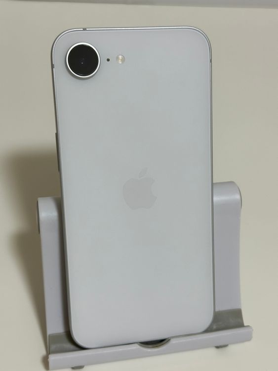 ���Хåƥ꡼100% SIM�ե꡼ iPhone16e 128GB �ۥ磻��