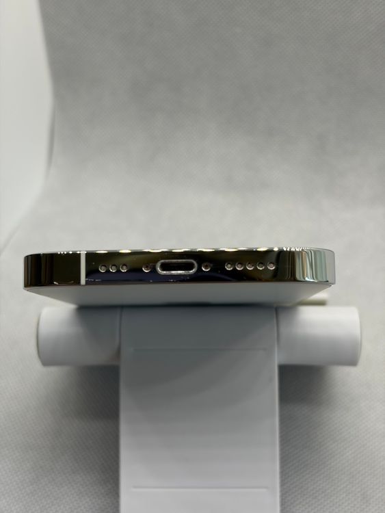 ���Хåƥ꡼86% SIM�ե꡼ iPhone14Pro 512GB ����С�