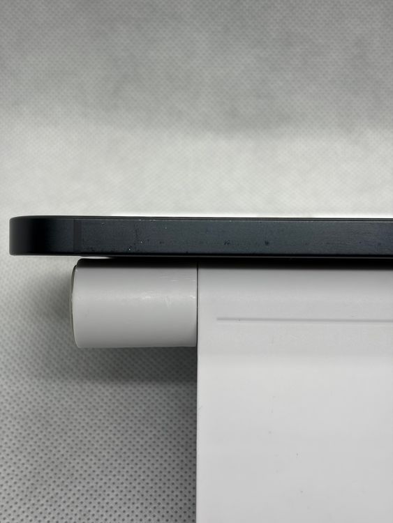 ���Хåƥ꡼86% SIM�ե꡼ iPhone14 128GB �ߥåɥʥ���