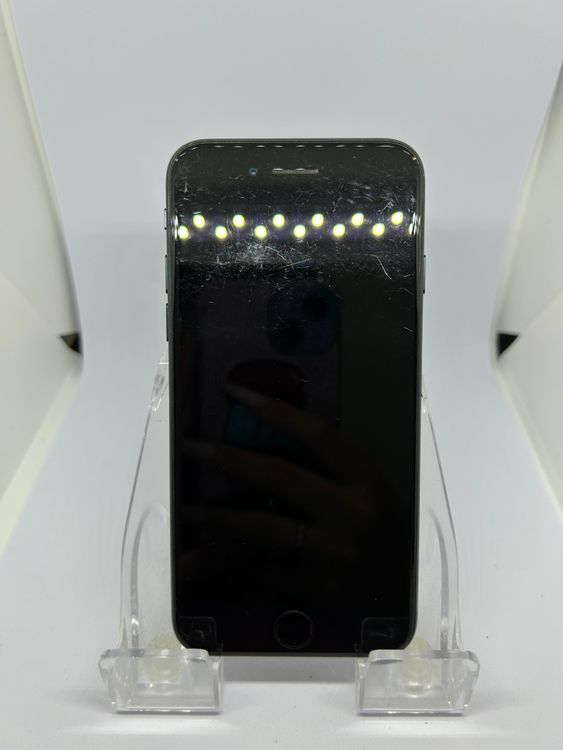 ��SIM�ե꡼ iPhoneSE��3����  64GB �ߥåɥʥ��� �Хåƥ꡼72%