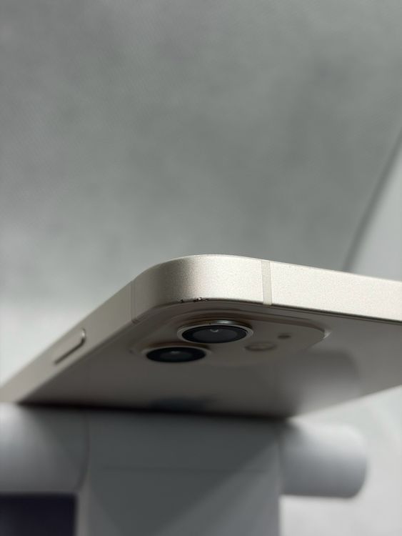 ���Хåƥ꡼88% SIM�ե꡼ iPhone12 128GB �ۥ磻��
