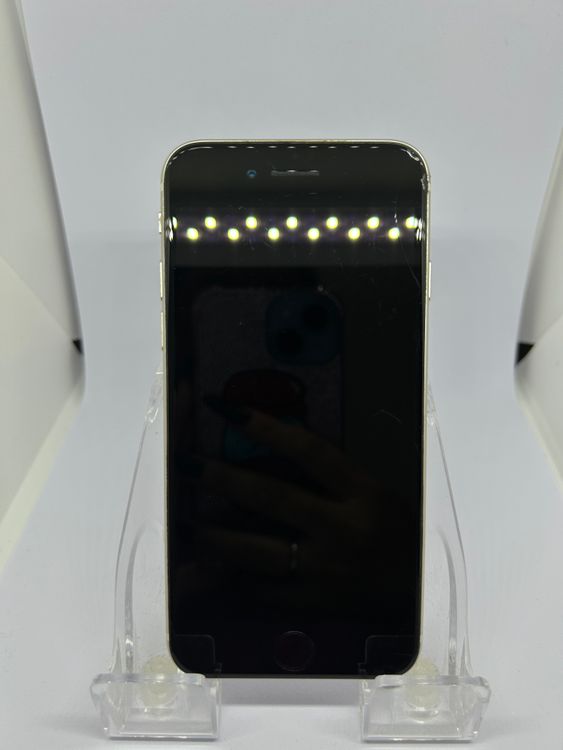 ��SIM�ե꡼ iPhoneSE��3����  128GB �ۥ磻�� �Хåƥ꡼85%