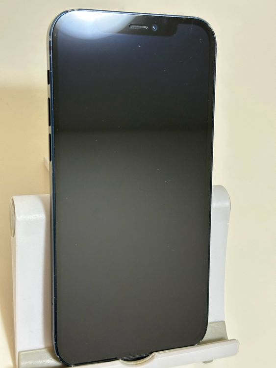 ���Хåƥ꡼88% SIM�ե꡼ iPhone12 64GB �֥�å�