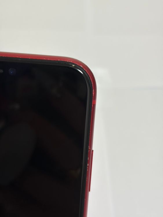 ���Хåƥ꡼93% SIM�ե꡼ iPhone11 64GB ��å�