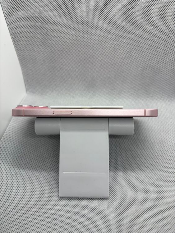 ��Ķ���� SIM�ե꡼ iPhone15 128GB �Хåƥ꡼84%