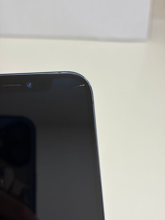 ���Хåƥ꡼84% SIM�ե꡼ iPhone12 128GB �֥�å�