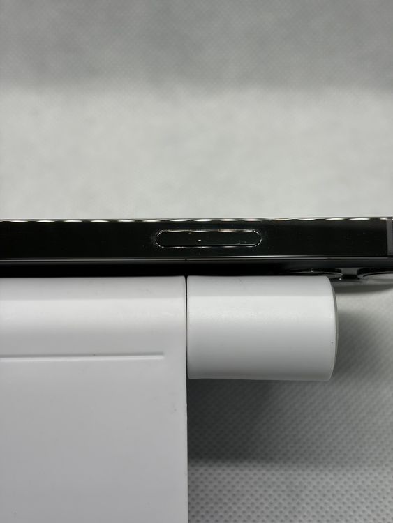 ��Ķ���� SIM�ե꡼ iPhone12Pro 256GB ����ե����� �Хåƥ꡼83%