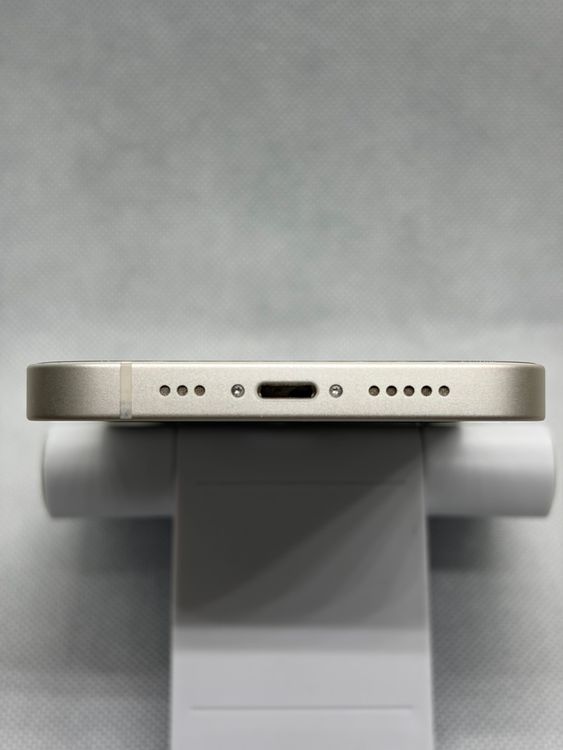 ���Хåƥ꡼80% SIM�ե꡼ iPhone14 128GB �������饤��