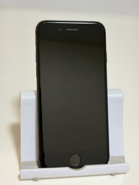 ��SIM�ե꡼ iPhone8 64GB ���ڡ������쥤