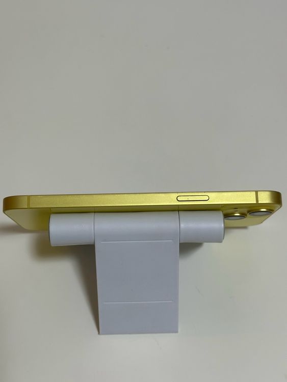 ���Хåƥ꡼83% SIM�ե꡼ iPhone14Plus 128GB ��������