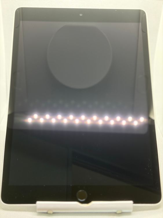 ������ iPad ��9���� 64GB ���졼 Wi-Fi��ǥ�