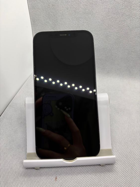 ���ϥԥͥ��ͥå� SIM�ե꡼ iPhone12 64GB �֥�å� �Хåƥ꡼84%