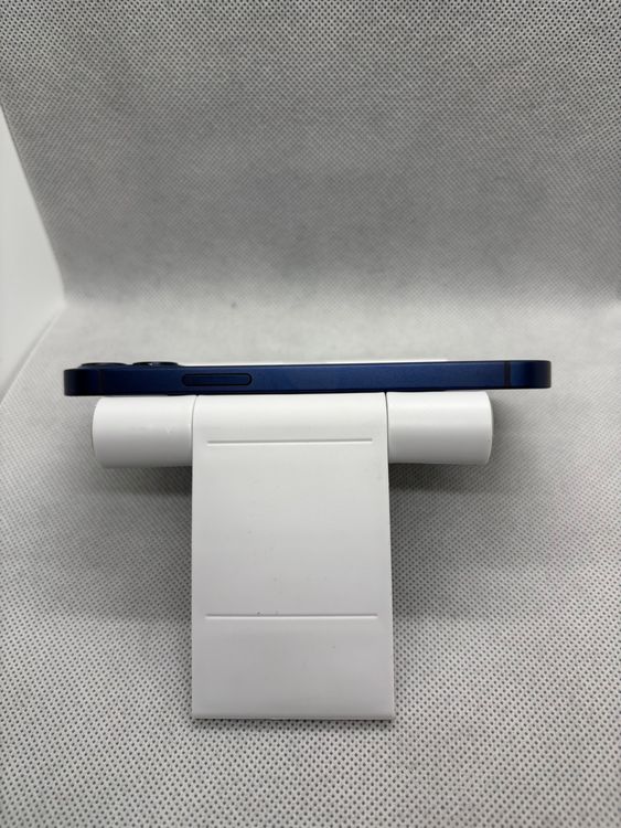 ���Хåƥ꡼86% SIM�ե꡼ iPhone12mini 64GB �֥롼