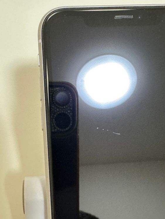 ��SIM�ե꡼ iPhoneXR 64GB �ۥ磻��