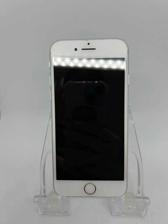 ��SIM�ե꡼ iPhone8  64GB ����С� �Хåƥ꡼56%