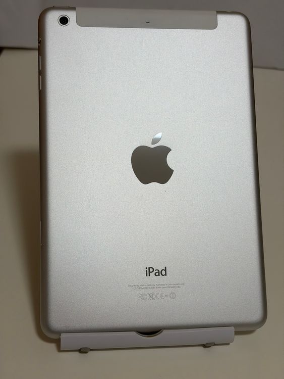 ��SIM�ե꡼ iPad mini ��2���� 32GB ����С�