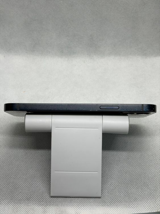 ���Хåƥ꡼85% SIM�ե꡼ iPhone12 128GB �֥�å�