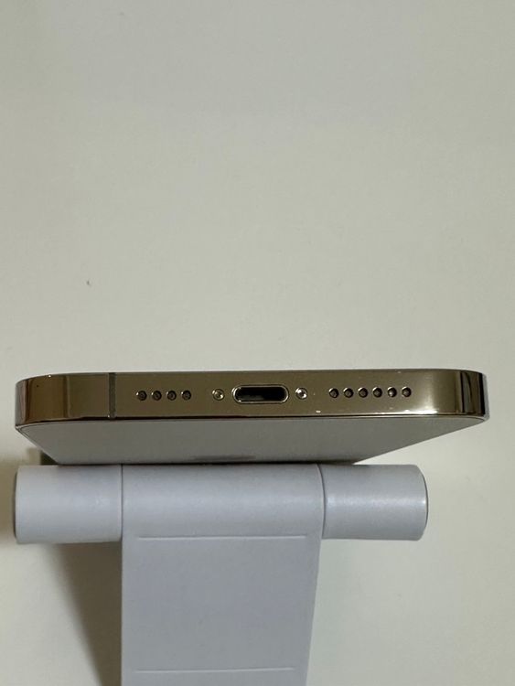 ������ �Хåƥ꡼85% SIM�ե꡼ iPhone13ProMax 256GB �������