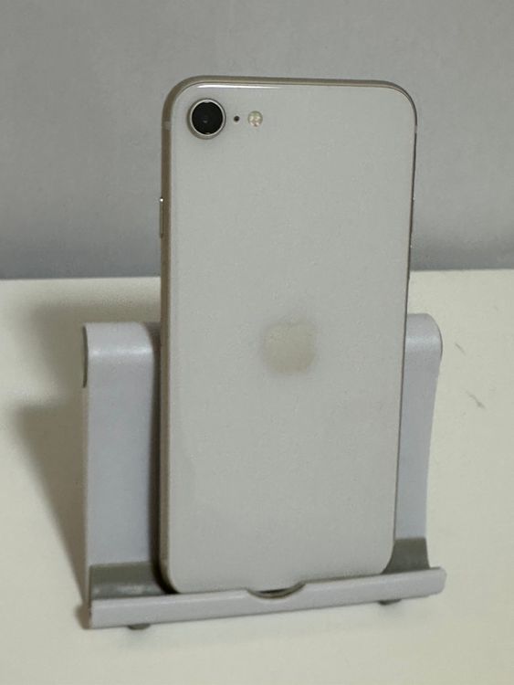 ムスビー｜○バッテリー86% SIMフリー iPhoneSE 第3世代 128GB スター