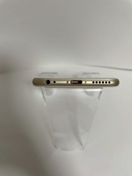 ϥԥͥͥå SIMե꡼ iPhones  32GB  Хåƥ꡼94%