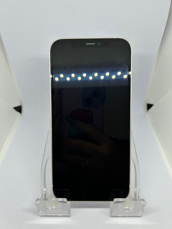 ��SIM�ե꡼ iPhone12  128GB �ۥ磻��