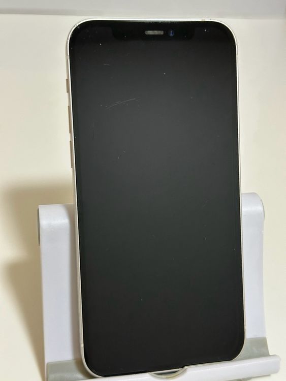 ���Хåƥ꡼86% SIM�ե꡼ iPhone12 256GB �ۥ磻��