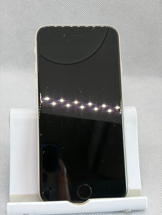 ���Хåƥ꡼87% SIM�ե꡼ iPhoneSE ��3���� 64GB �������饤��