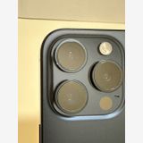 ���Хåƥ꡼87% SIM�ե꡼ iPhone15Pro 128GB �֥롼�����˥���