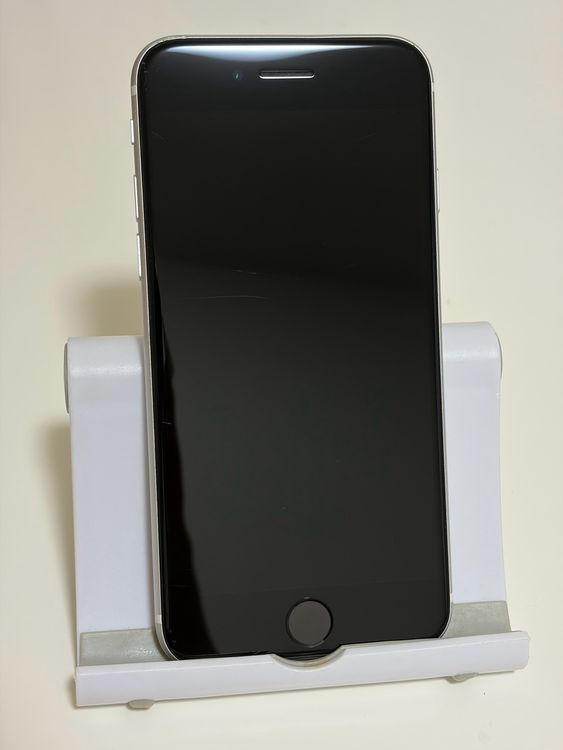 ��SIM�ե꡼ iPhoneSE ��2���� 64GB �ۥ磻��