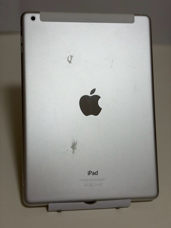 ���Хåƥ꡼87% iPad Air 64GB ����С�