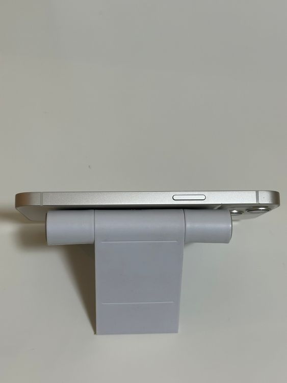 ���Хåƥ꡼87% SIM�ե꡼ iPhone13 128GB �������饤��