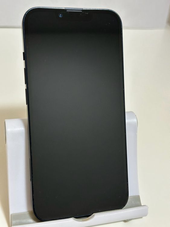 ���Хåƥ꡼82% SIM�ե꡼ iPhone13 128GB �ߥåɥʥ���
