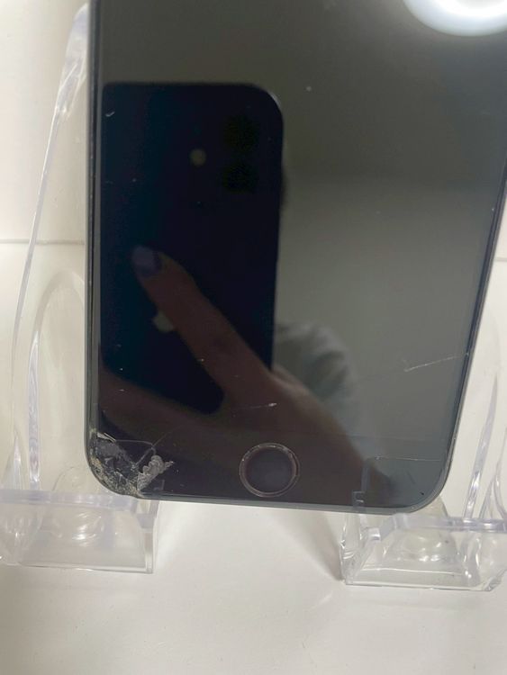 ϥԥͥͥå SIMե꡼ iPhoneSE 2 64GB ֥å ̵