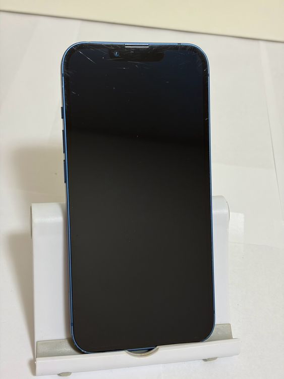 ���Хåƥ꡼85% SIM�ե꡼ iPhone13 256GB �֥롼