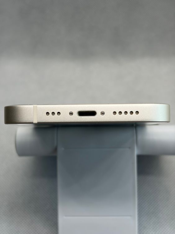 ���Хåƥ꡼83% SIM�ե꡼ iPhone14 128GB �������饤��