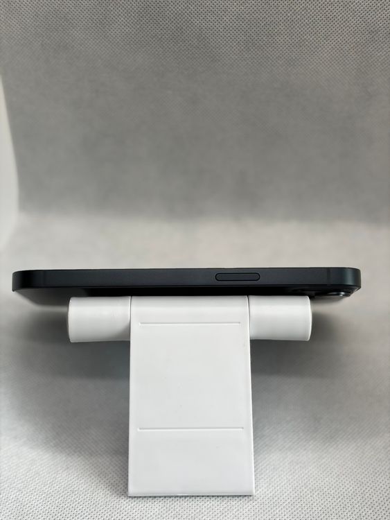 ������̤���� SIM�ե꡼ iPhone14 256GB �ߥåɥʥ���