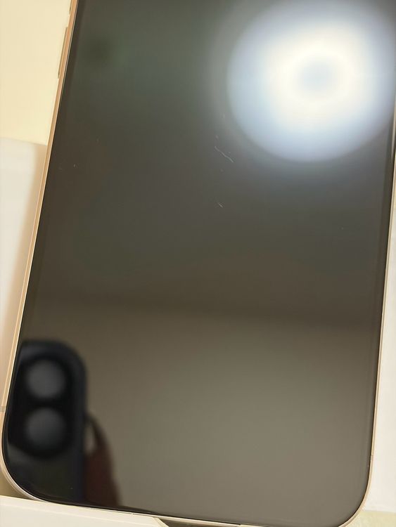 ��SIM�ե꡼ iPhone15Pro 128GB �ʥ���������˥���