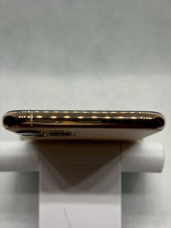 ���Хåƥ꡼94% SIM�ե꡼ iPhone11Pro 256GB �������